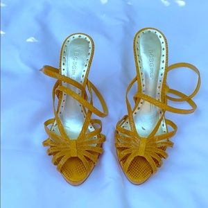 BCBG heels
